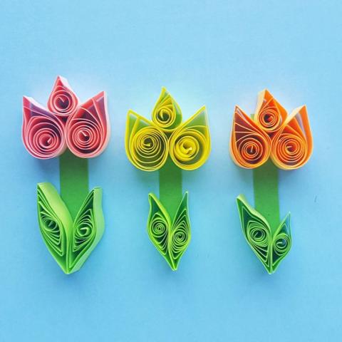 Flowers made with paper quilling shapes